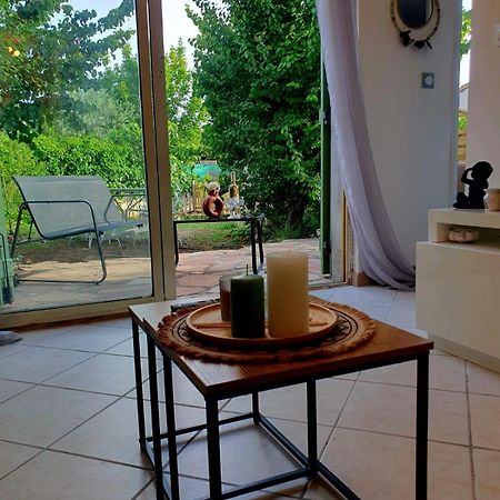 Location De Vacances T2 Non Loin D'Aix Et Marseille Pourrieres Dış mekan fotoğraf